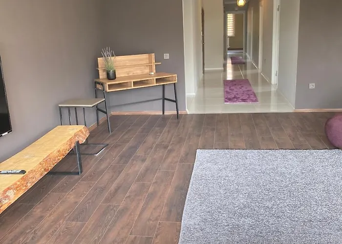 Apartment 1007 3 1 Wide Close To Consulates